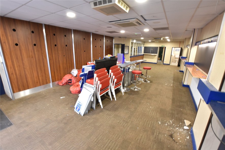 222 Great North Road, Woodlands, Doncaster, South Yorkshire DN6 7HR