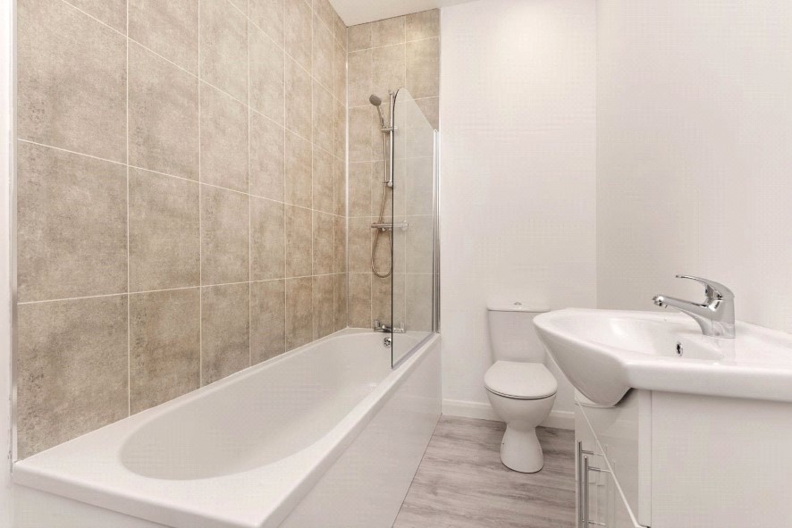 Flat 1, 2 & 3 Senate House, Hexham Road, Newcastle upon Tyne, Tyne and Wear NE15 9BT