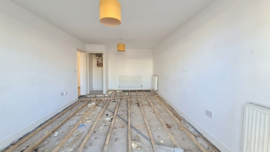 Flat 30, Summers House, Coxhill Way, Aylesbury, Buckinghamshire HP21 8FN