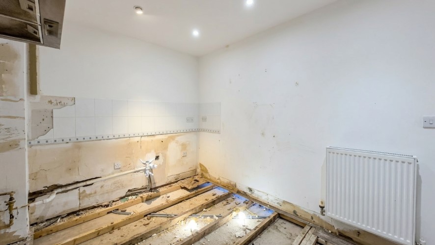 Flat 30, Summers House, Coxhill Way, Aylesbury, Buckinghamshire HP21 8FN