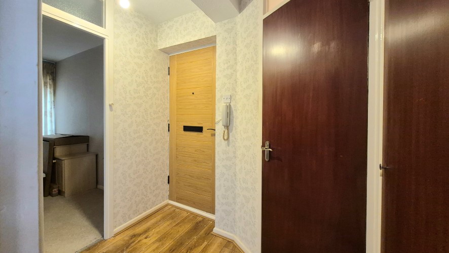 87 Cuffley Court, Hemel Hempstead, Hertfordshire HP2 7LT