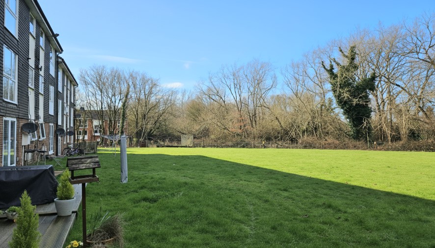 87 Cuffley Court, Hemel Hempstead, Hertfordshire HP2 7LT