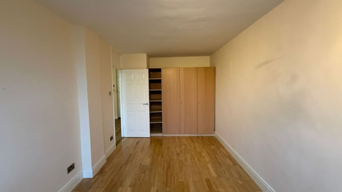 Flat 7 Hayesend House, Blackshaw Road, Tooting, London, SW17 0DH