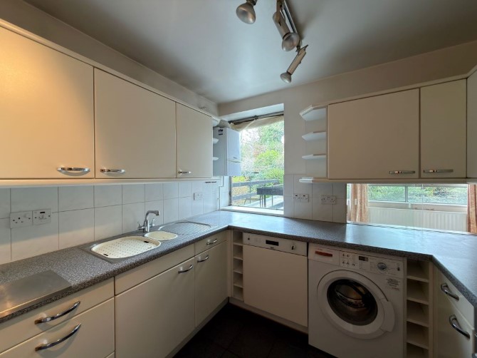 7 Marlborough, 38-40 Maida Vale, London, W9 1RW