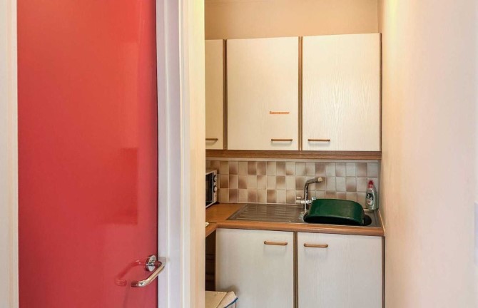 Suite 8 Wesley Chambers, Queens Road, Aldershot, Hampshire, GU11 3JD