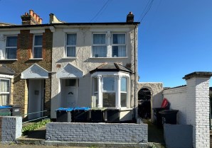 Property for Auction in London - 59 Gillett Road, Thornton Heath, Surrey, CR7 8RL