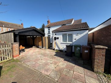 Property for Auction in East Anglia - 34 High Street, Caister-On-Sea, Great Yarmouth, Norfolk NR30 5EP