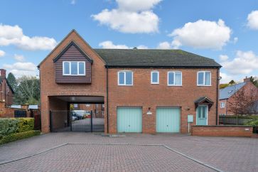 Property for Auction in Northamptonshire - 6 The Wharf, Watling Street, Weedon, Northampton, Northamptonshire NN7 4GG