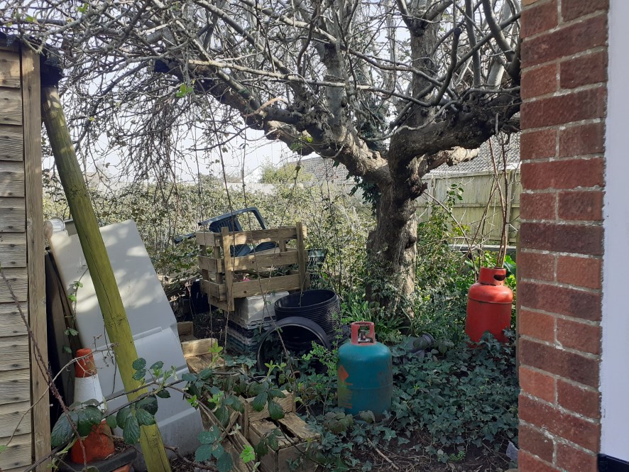 14 Swanbourne Road, Wick, Littlehampton, West Sussex BN17 6HS