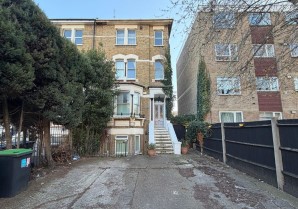 Property for Auction in London - 128D Lower Addiscombe Road, Croydon, Surrey, CR0 6AE