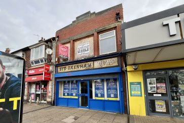 Property for Auction in West Yorkshire - 222 Great North Road, Woodlands, Doncaster, South Yorkshire DN6 7HR
