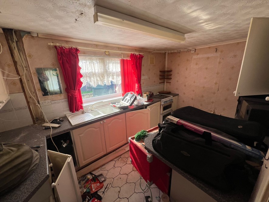 236 Wildmoor Avenue, Oldham, OL4 5PX