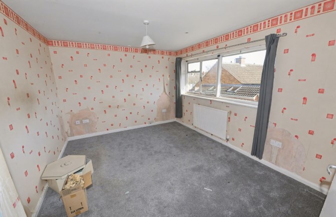 27 Cherry Orchard, Stratford-upon-Avon, Warwickshire, CV37 9AP