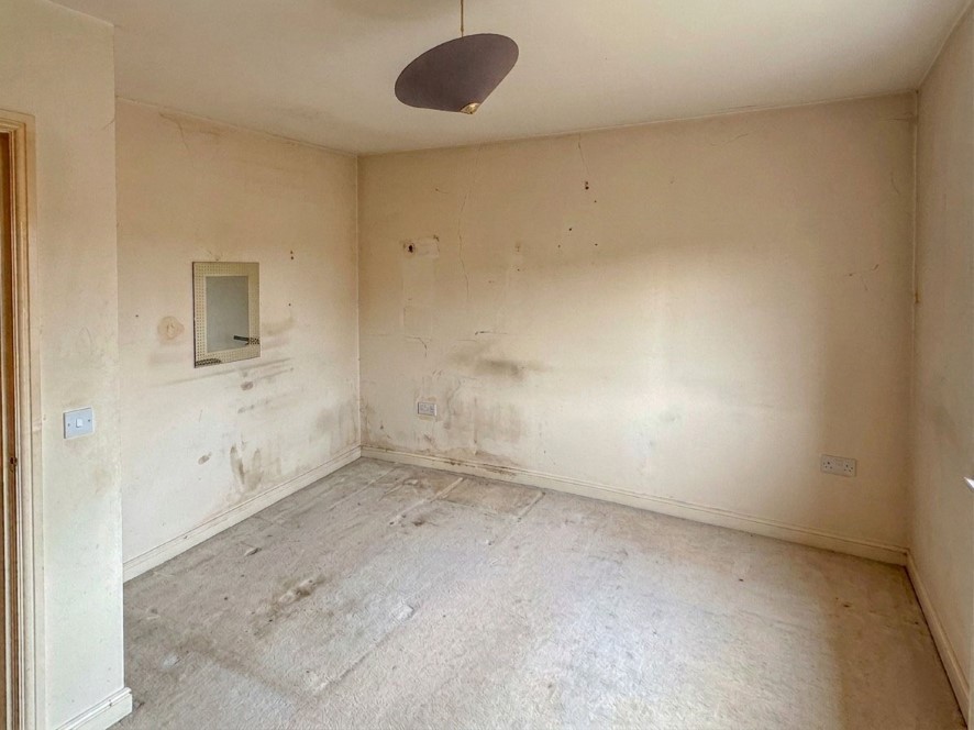 14 West Cotton Close, Northampton, Northamptonshire, NN4 8BY