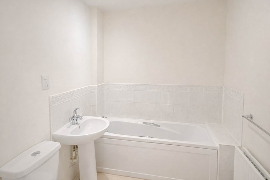 14 West Cotton Close, Northampton, Northamptonshire, NN4 8BY