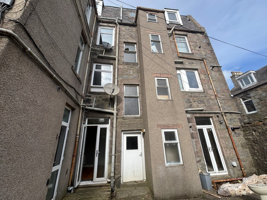 Ground Floor Right, 3 Dee Place, Aberdeen, Aberdeen City AB11 6EF