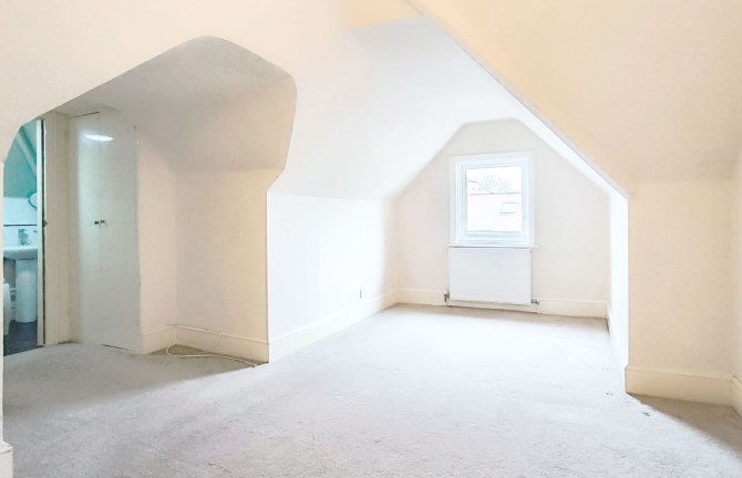 Flat 8 Oriel Lodge, 4 Wollstonecraft Road, Bournemouth, Dorset, BH5 1JQ