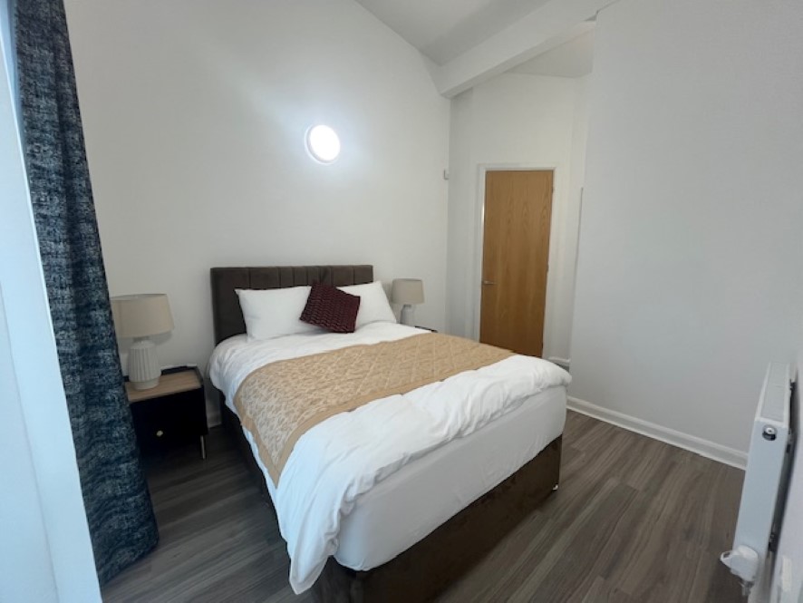 22 Bell Crescent, Manchester, Greater Manchester M11 3UA