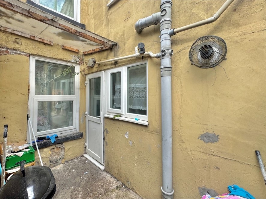 11 Queens Place, Mill Road, Great Yarmouth, Norfolk NR31 0HT