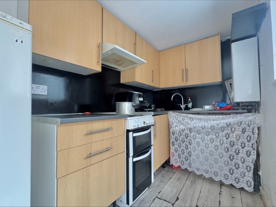 11 Queens Place, Mill Road, Great Yarmouth, Norfolk NR31 0HT