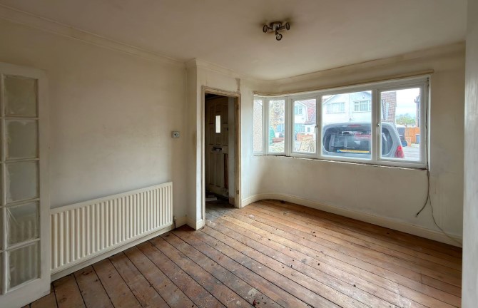 86 The Drive, Feltham, Middlesex, TW14 0AL