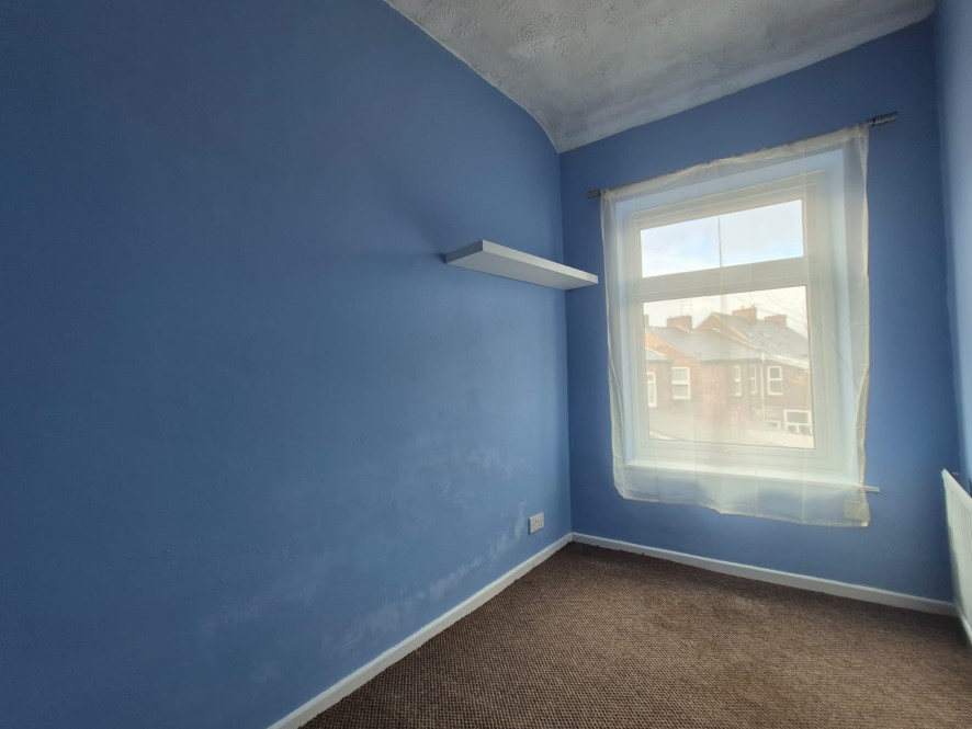 3 Raynham Street, Ashton-under-Lyne, OL6 9NU