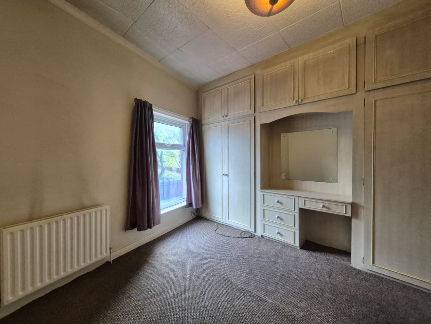 3 Raynham Street, Ashton-under-Lyne, OL6 9NU