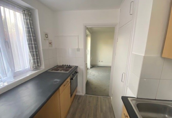 21 Fairlawn Drive, Worthing, BN14 8AX