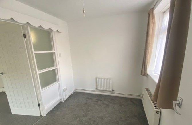 21 Fairlawn Drive, Worthing, BN14 8AX