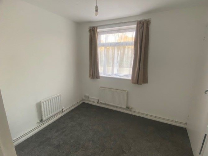 21 Fairlawn Drive, Worthing, BN14 8AX