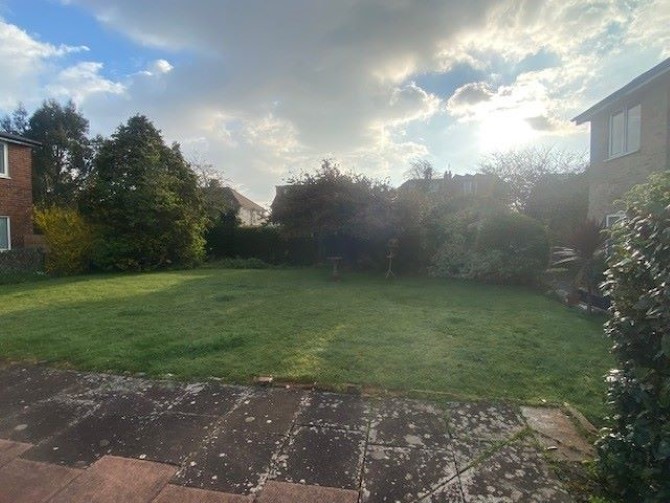 21 Fairlawn Drive, Worthing, BN14 8AX