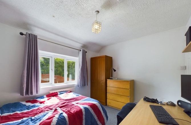 16 Halland Road, Brighton, BN2 4PF