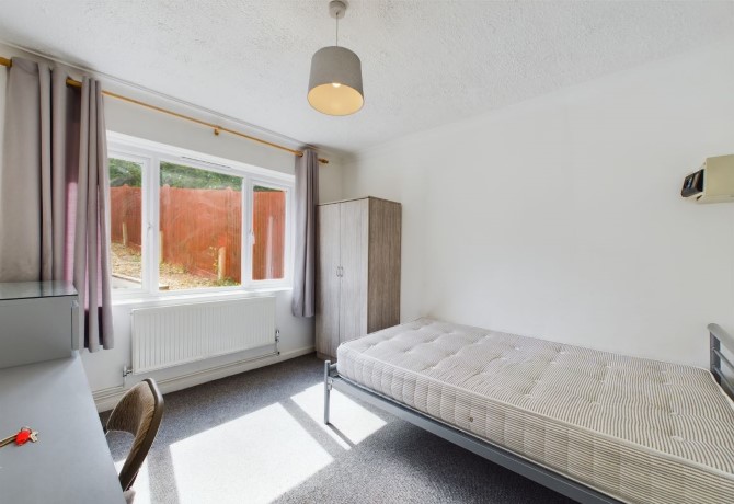 16 Halland Road, Brighton, BN2 4PF