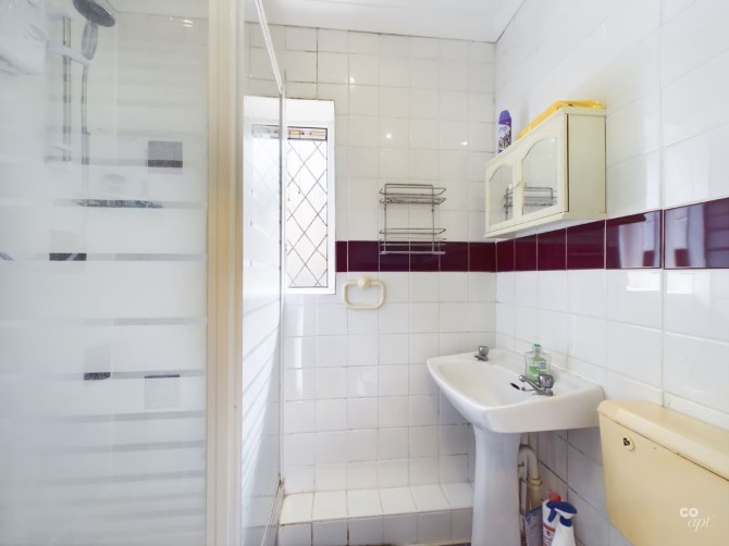 16 Halland Road, Brighton, BN2 4PF