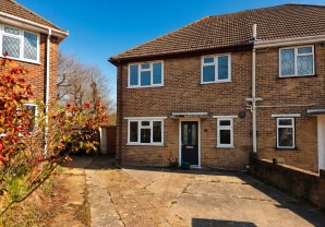 Property for Auction in London - 12 Upland Close, Billericay, Essex, CM12 0JR