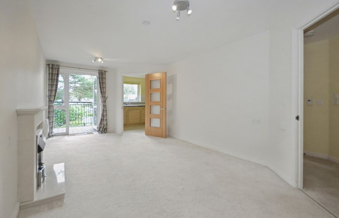 23 Cherrett Court, 557 Ringwood Road, Ferndown, Dorset, BH22 9FE