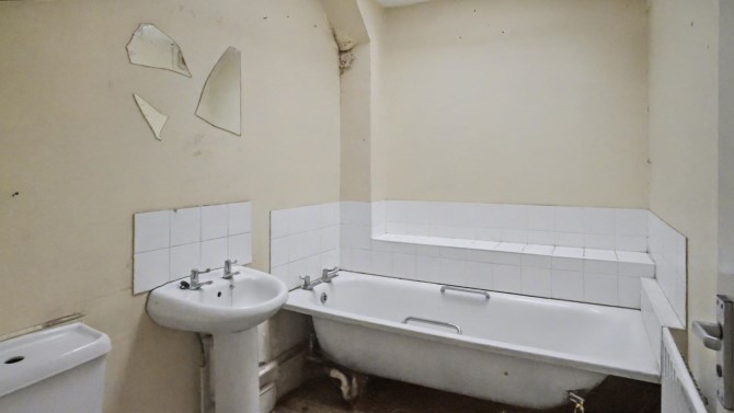 Flat F, 40 Powis Square, Kensington and Chelsea, London, W11 2AY