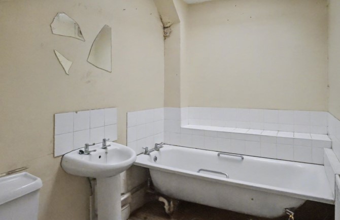 Flat F, 40 Powis Square, Kensington and Chelsea, London, W11 2AY