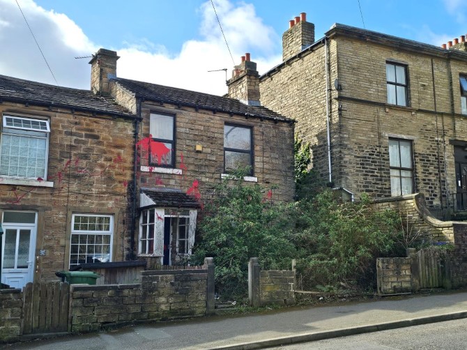 159 Deighton Road, Huddersfield, West Yorkshire, HD2 1JT