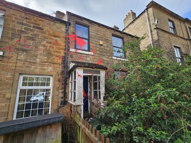 159 Deighton Road, Huddersfield, West Yorkshire, HD2 1JT