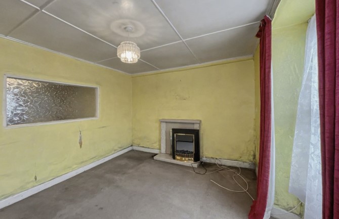 5 Fore Street, St. Dennis, St. Austell, Cornwall, PL26 8AF