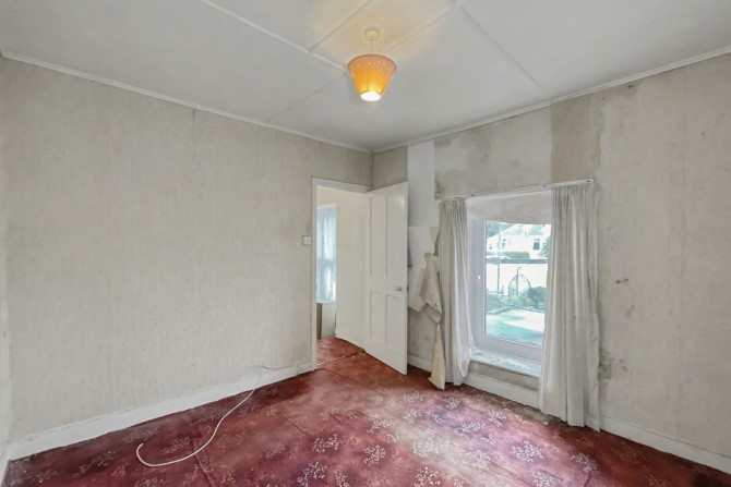 5 Fore Street, St. Dennis, St. Austell, Cornwall, PL26 8AF