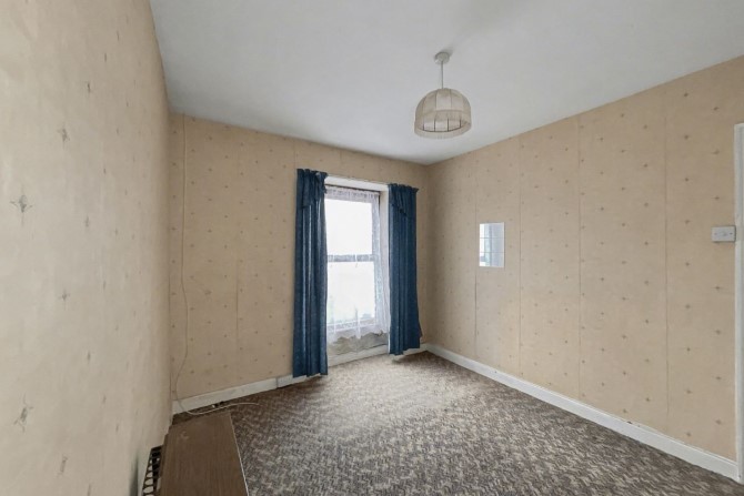 5 Fore Street, St. Dennis, St. Austell, Cornwall, PL26 8AF