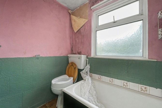 5 Fore Street, St. Dennis, St. Austell, Cornwall, PL26 8AF