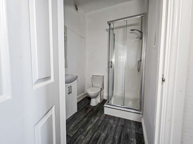 16-17 Larkstone Terrace, Hillsborough Road, Ilfracombe, Devon, EX34 9NU