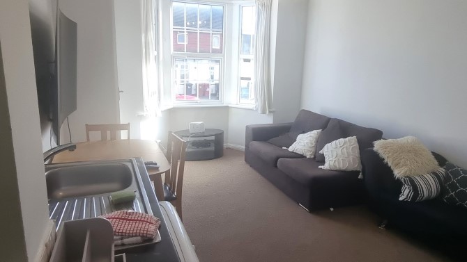 Flat 1, 22 George Street, Reading, Berkshire, RG1 7NT