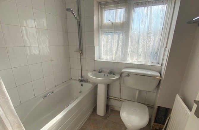 72 Bushby Close, Sompting, Lancing, BN15 9JW