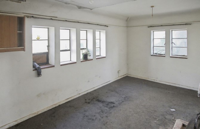 The Bungalow, Sandhurst Lane, Bexhill-on-Sea, East Sussex, TN39 4RH