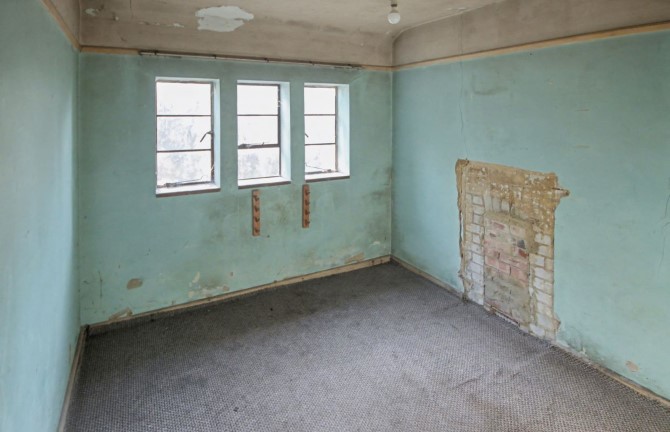 The Bungalow, Sandhurst Lane, Bexhill-on-Sea, East Sussex, TN39 4RH