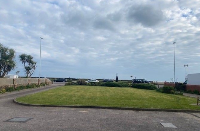 Flat 4 Caversham Court, West Parade, Worthing, BN11 3RA